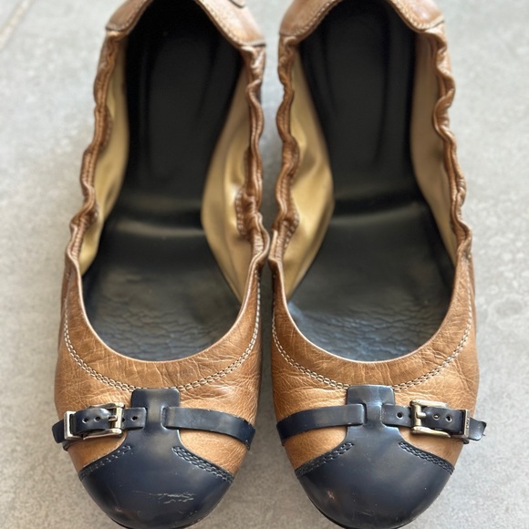 Moving Sale | TOD'S Leather Scrunch Ballet Flats Brown Dark 8.5 with orginal bag - Picture 3 of 15